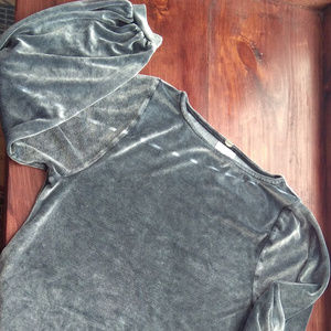 Over sized velvet like, velour, long sleeve top